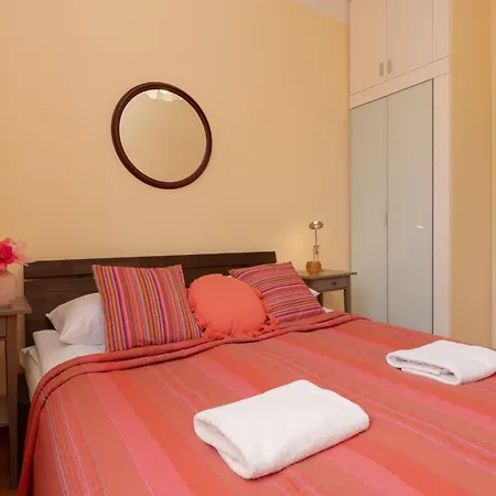 New Town Square For 5 Guests By Renters 华沙